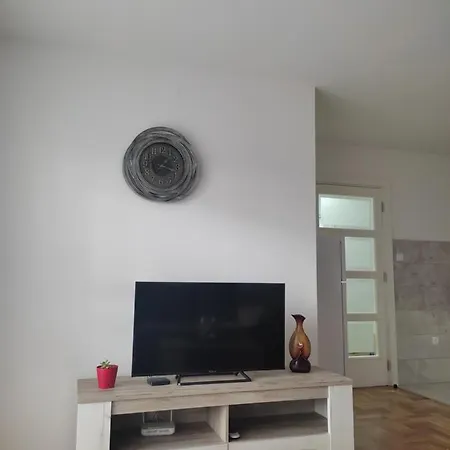 Apartment Petra *