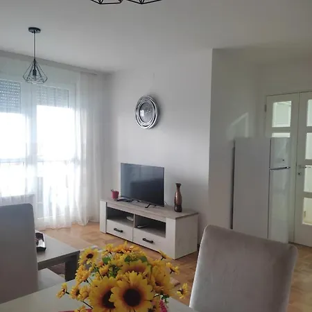 Apartment Petra