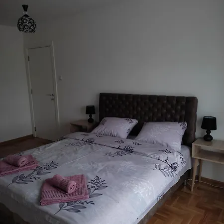 Petra Apartment